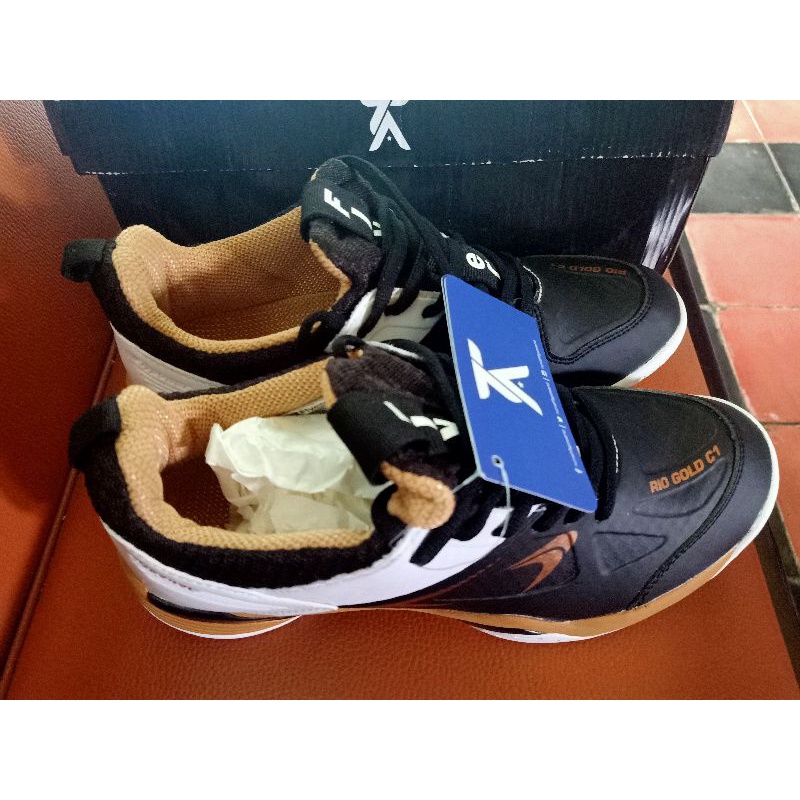 sepatu flypower rio gold c1