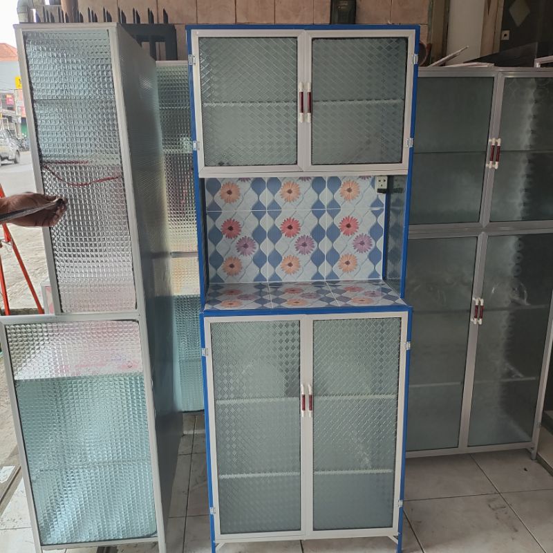 (KHUSUS BANDUNG) Rak Piring 2 pintu Rak sayur Lemari sayur lemari piring kaca MAGIC COM Alumunium Ka
