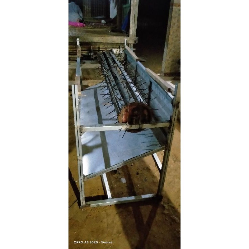 mesin perontok padi , mesin padi