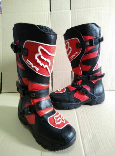 Sepatu cross anak merah adventure