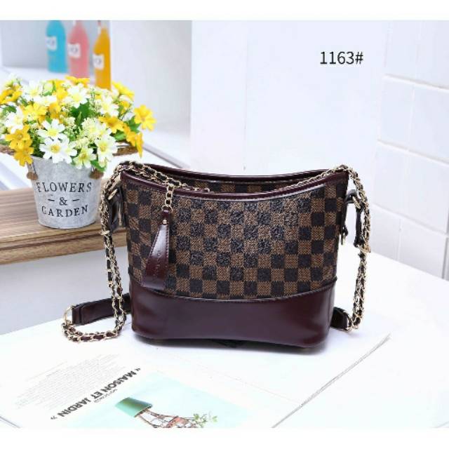 New Arrival...Tas Lv 1163