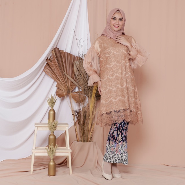 KEBAYA TUNIK ELENA / KEBAYA MODERN / KEBAYA WISUDA / KEBAYA TUNANGAN