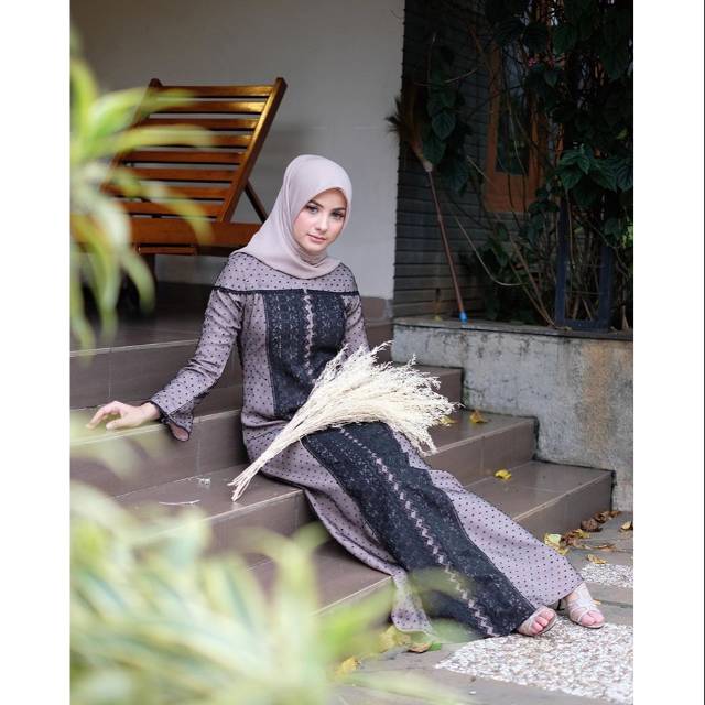 LIVIA DRESS KALEELA.ID size S KALEELA