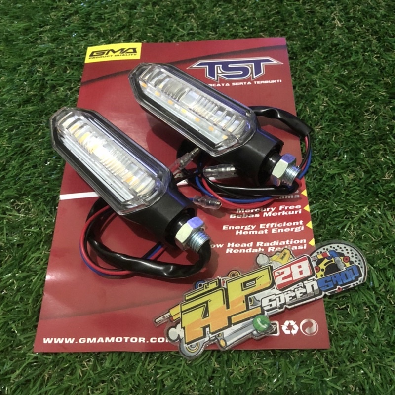 LAMPU SEIN LED KANAN DAN KIRI MODEL RUNNING UNIVERSAL MOTOR VARIO 160 VARIO 150 VARIO 125 CB 150 R VIXION AEROX ADV TIGER MEGAPRO RX KING JUPITER MX KING SCOOPY DLL / LAMPU SEN RUNING UNIVERSAL 1 PASANG ( 2 PCS ) KANAN DAN KIRI