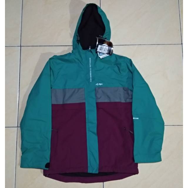 Jaket gunung anak