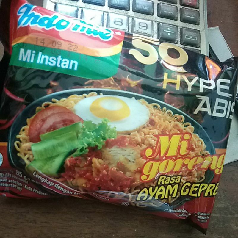 

MIE INSTAN MIE GORENG INDOMIE RASA AYAM GEPREK HYPE ABIS