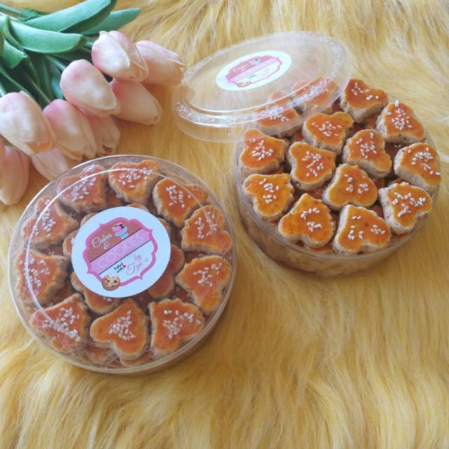 

KUE LEBARAN PREMIUM CRUNCY NUT CLASSIC COOKIES