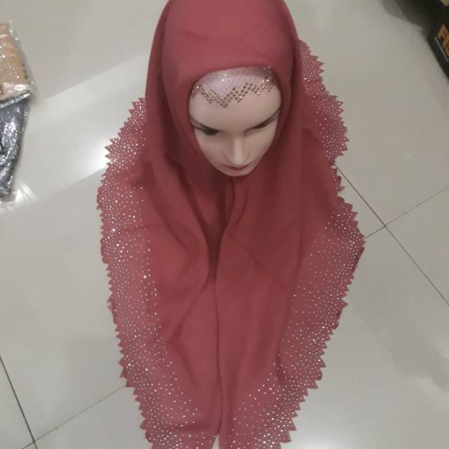 Hijab Segiempat Safarah