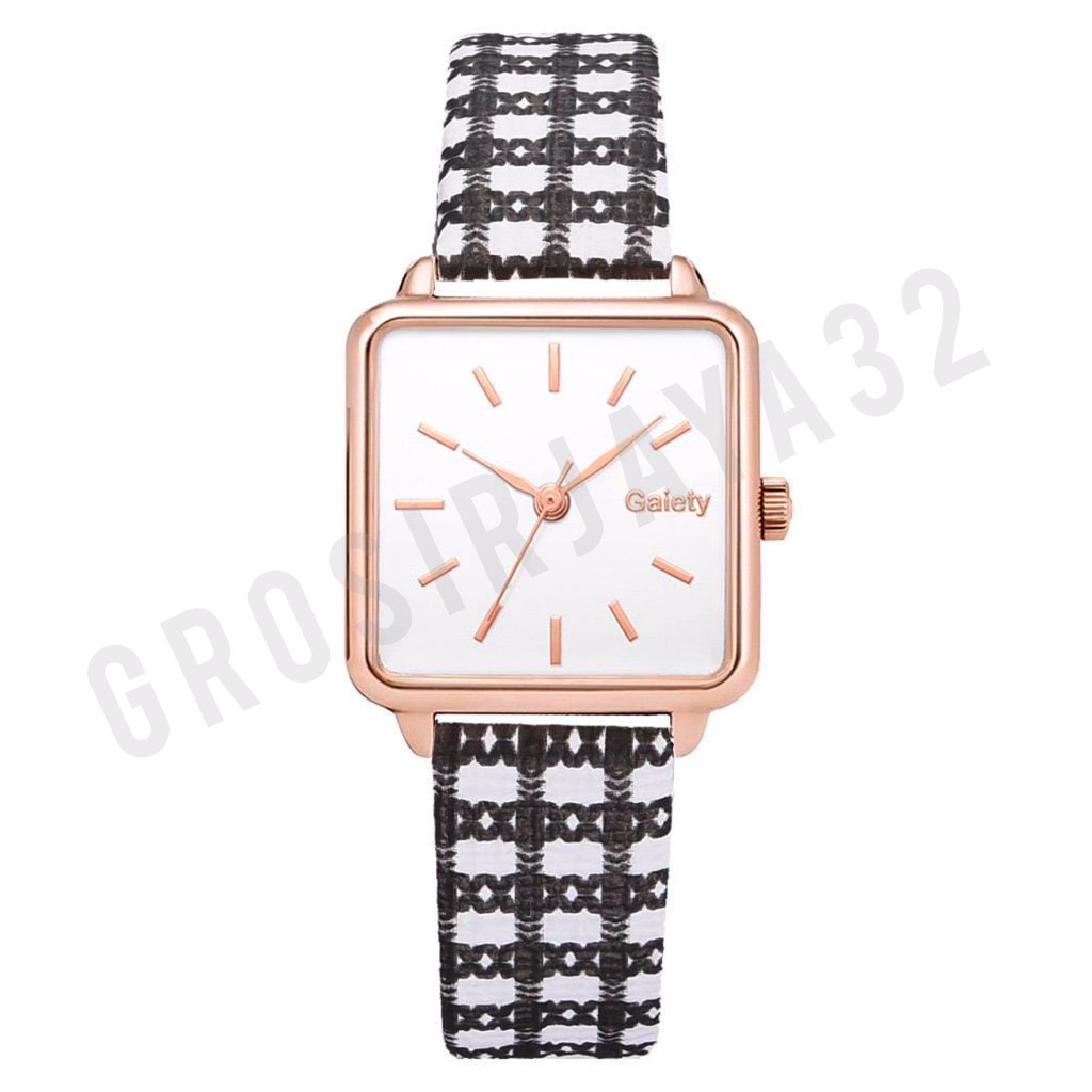 Jam tangan flanel square Jam Tangan Quartz Strap PU Flanel Analog Casual Gaya Retro Wanita Persegi Watch Korean Fashion Persegi Kecil RM GROSIRJAYA32