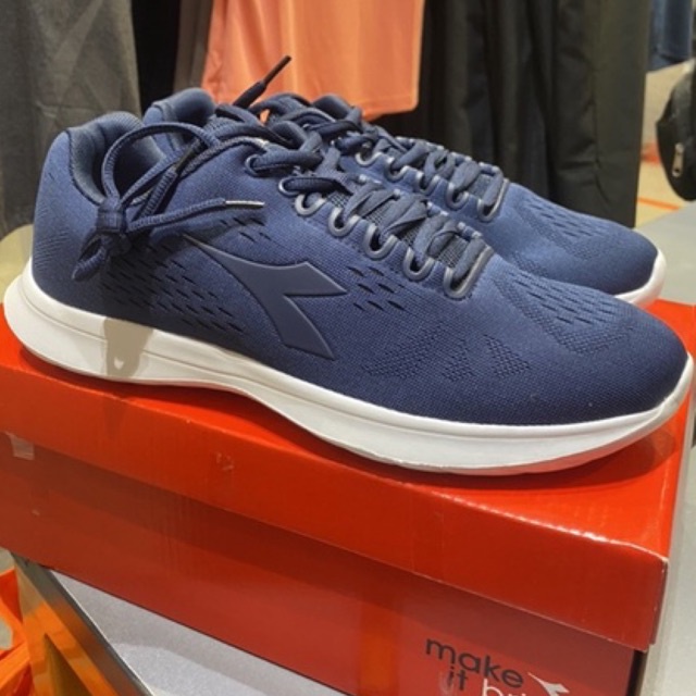 Sepatu Diadora Navy Cadera Original