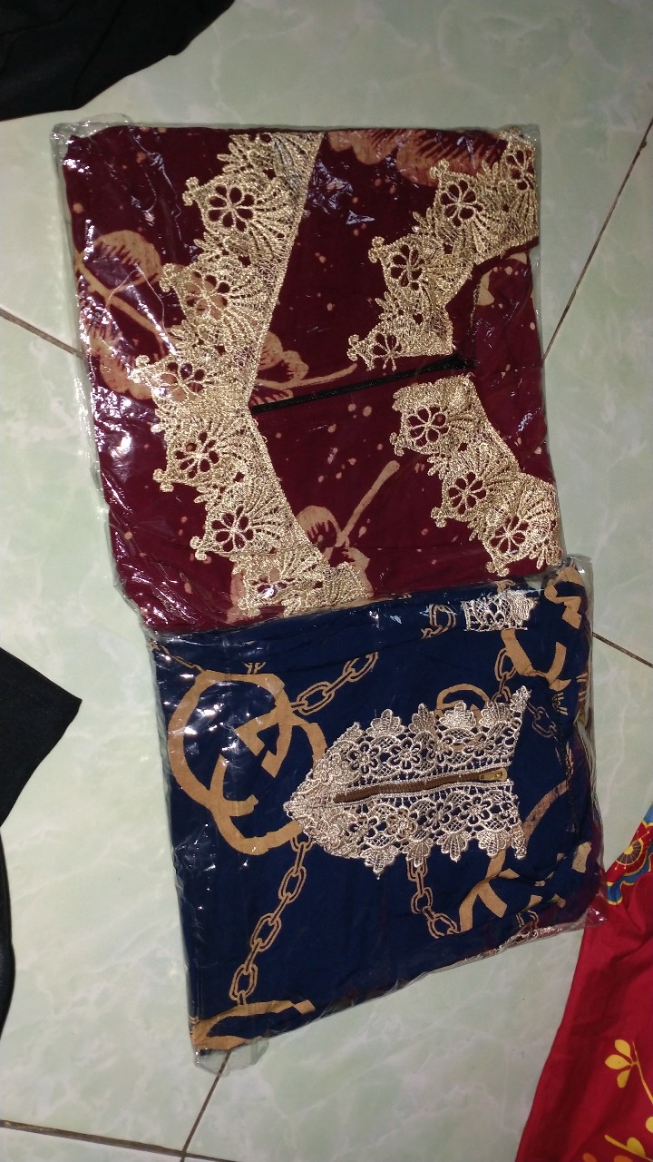 Sarimbit Komplit Couple Family Dewasa Anak Seragam Keluarga Batik Seno Liris Merah Liris Zigzag