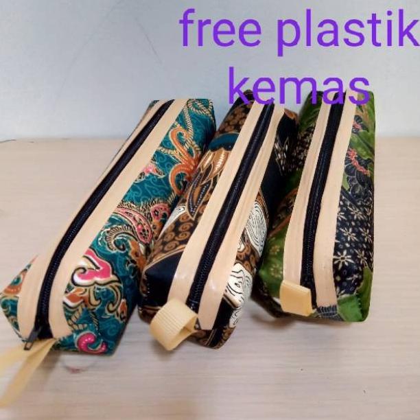 

Best Product!!! Tia182- Souvenir Dompet Batik Tempat Pensil Dompet Tempat Pensil Batik - Paling Dicari