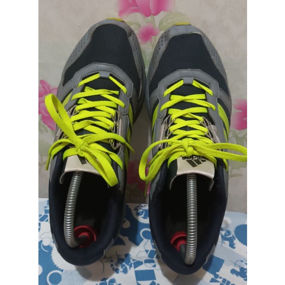 Sepatu Adidas Marathon TR 10
