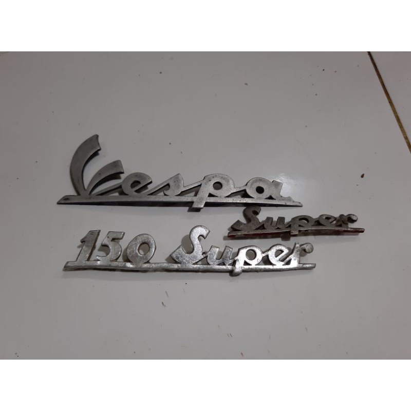 Emblem vespa super latin original