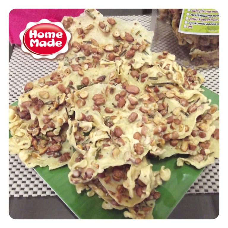 

peyek rempeyek kacang paling enak kualitas super / kacang peyek
