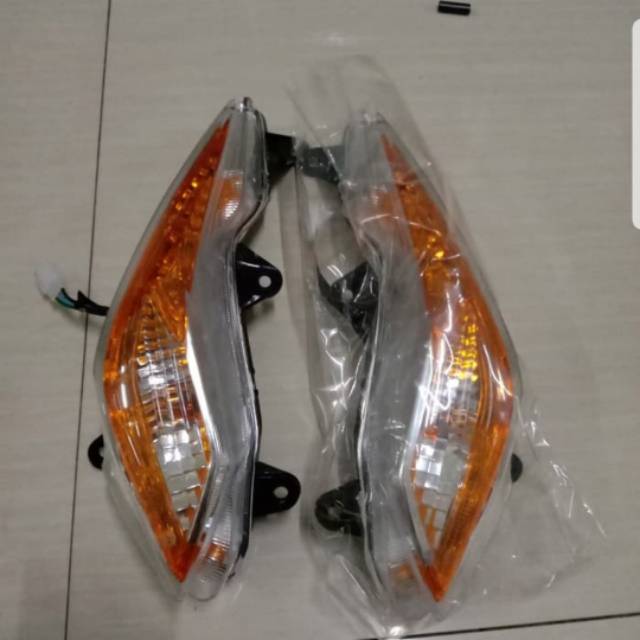 lampu sen depan/ front wi ker Assy blade 11+ inner