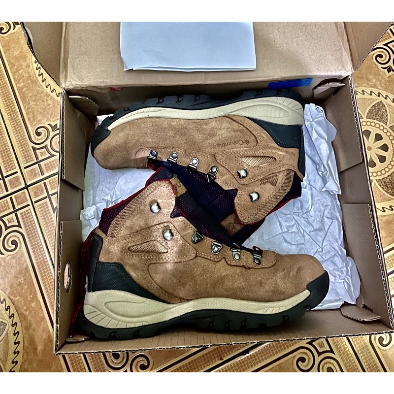 Sepatu Hiking Columbia