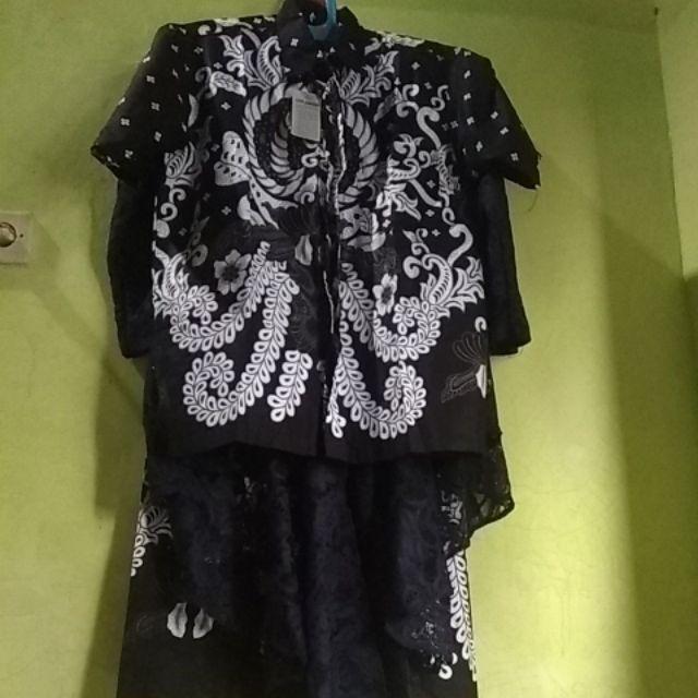 Maura Couple - Sania Ruffle Batik Couple