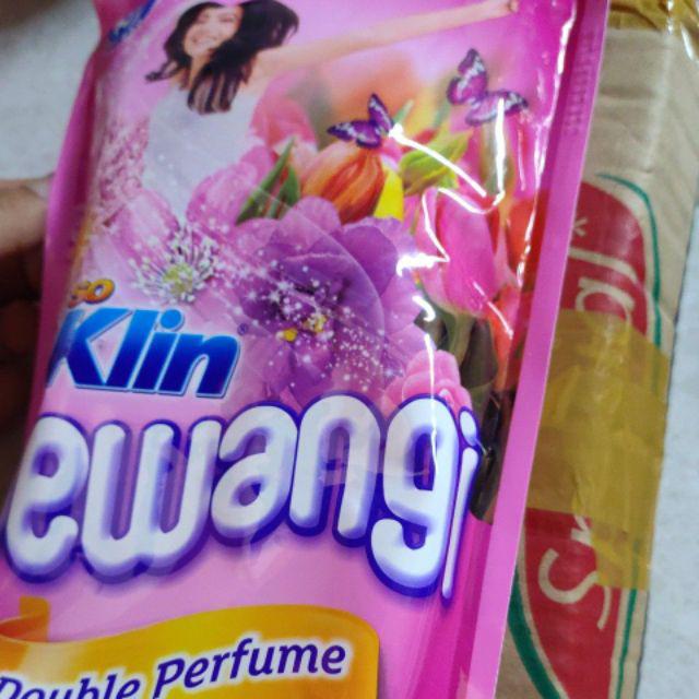 So Klin Pewangi Double Perfume Romantic Pink 900ml