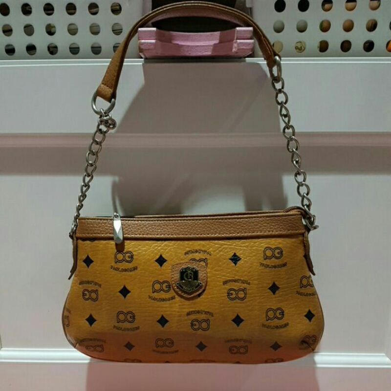 Preloved shoulder bag rantai / tas ketek Paolo Gomes
