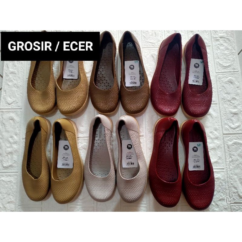 Sepatu Wanita Dewasa Yumeida LD 9098 L