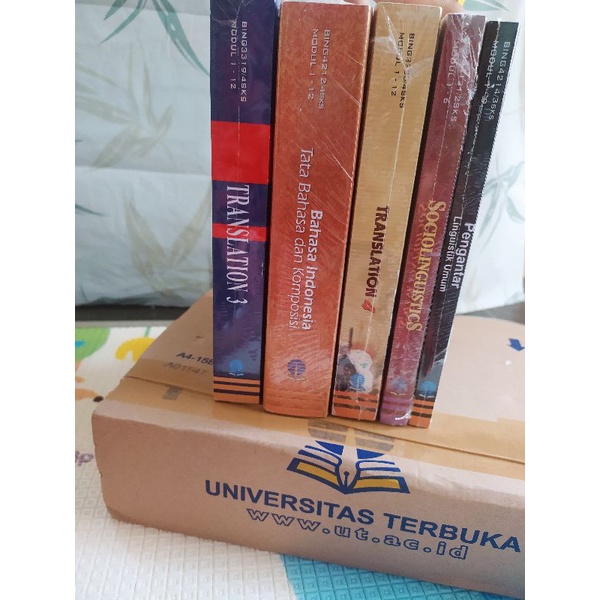 

Buku Materi ( Modul) Pokok Universitas Terbuka-Sastra Inggris Penerjemahan