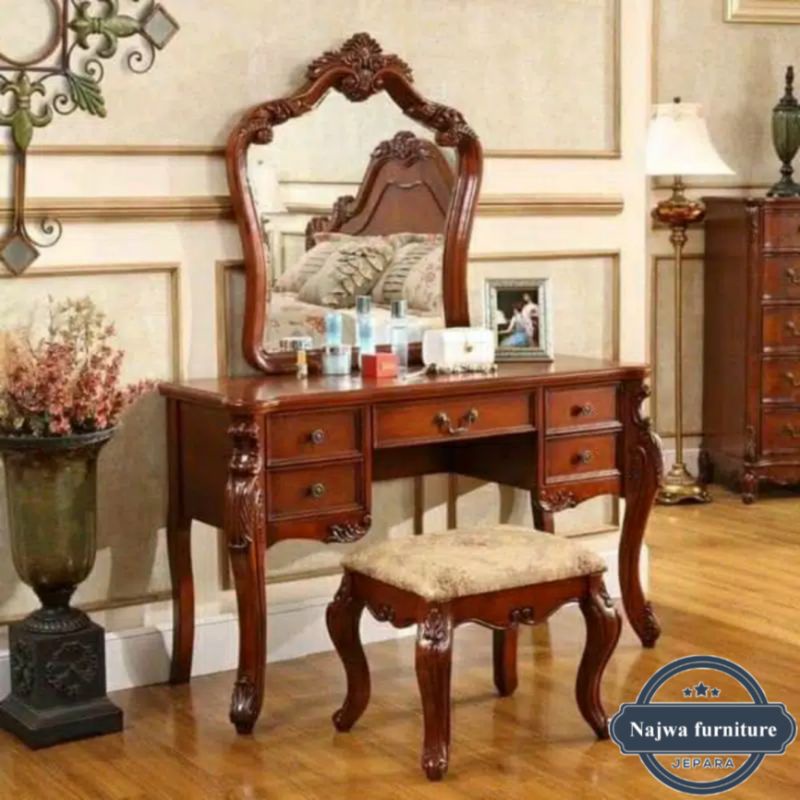 MEJA RIAS UKIRAN TOLET MEWAH