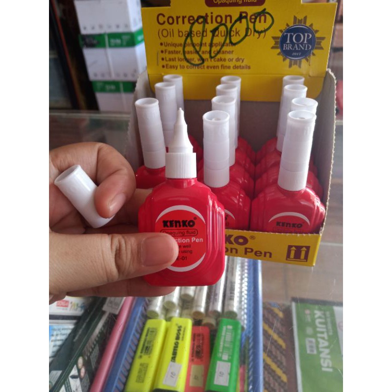 

TIPE-X STIPPO PENGHAPUS PULPEN