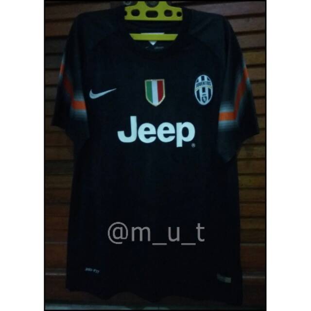 JERSEY JUVENTUS GK HITAM 2014/2015 BUFFON