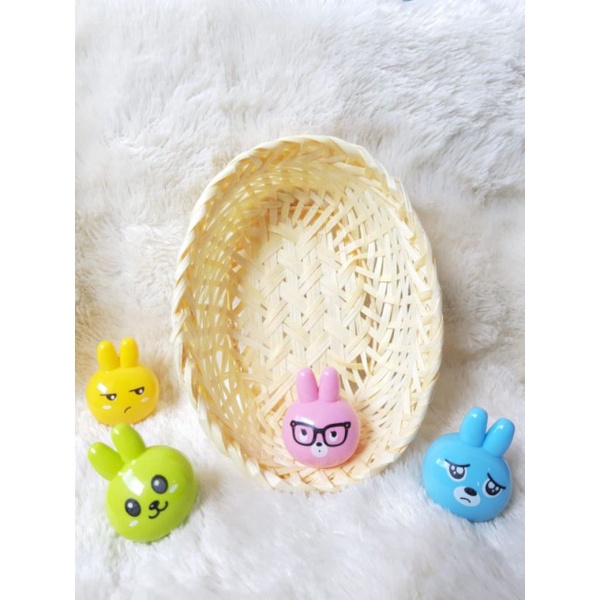 

SERUTAN KARAKTER EMOTICON LUCU / RAUTAN EMOTICON / SHARPENER
