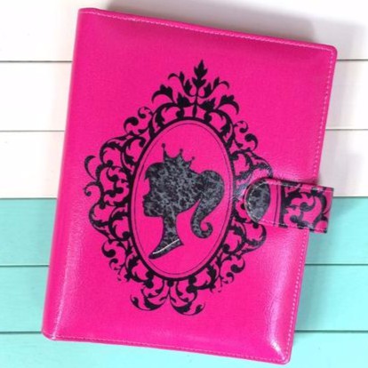 

Binder Barbie