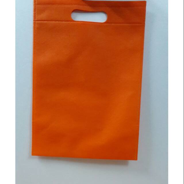 

Tas goodie bag bahan sounbond cutting die uk 35x24 cocok buat seminar