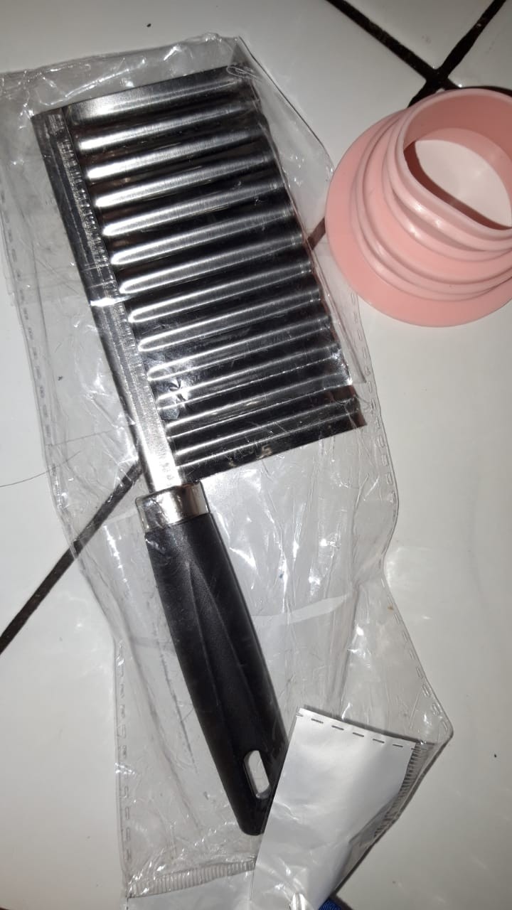 Pisau Gelombang Stainless Multi Fungsi Pemotong Kentang Sayur Buah