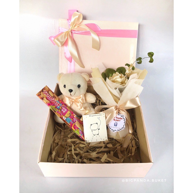 

VALENTINE BOX / KADO VALENTINE