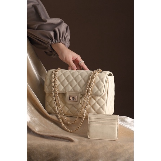 Boston bag by Heylocal.id