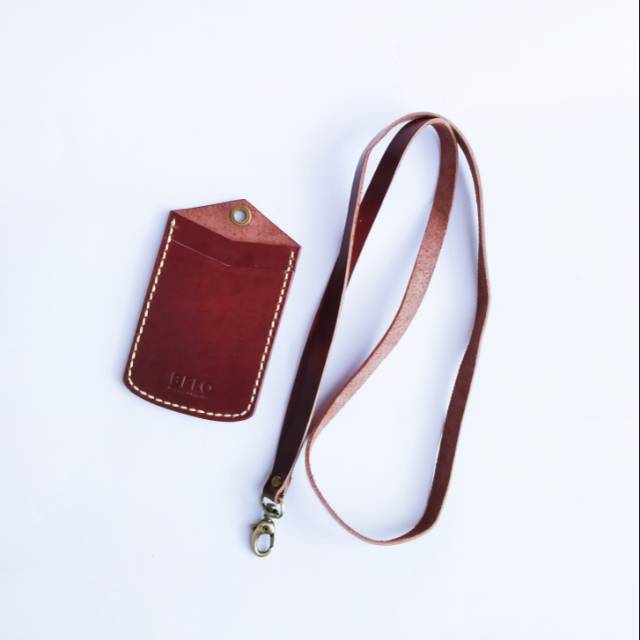 

Name Tag Holder Kulit Custom