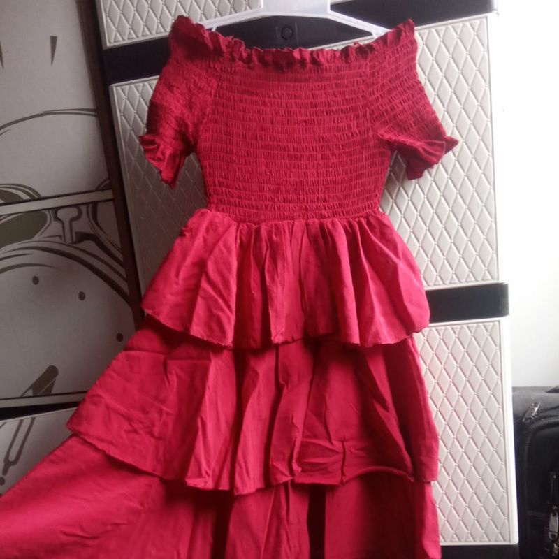 Preloved Sabrina Long  Smocked Dress Merah Anak size 2-3 tahunan