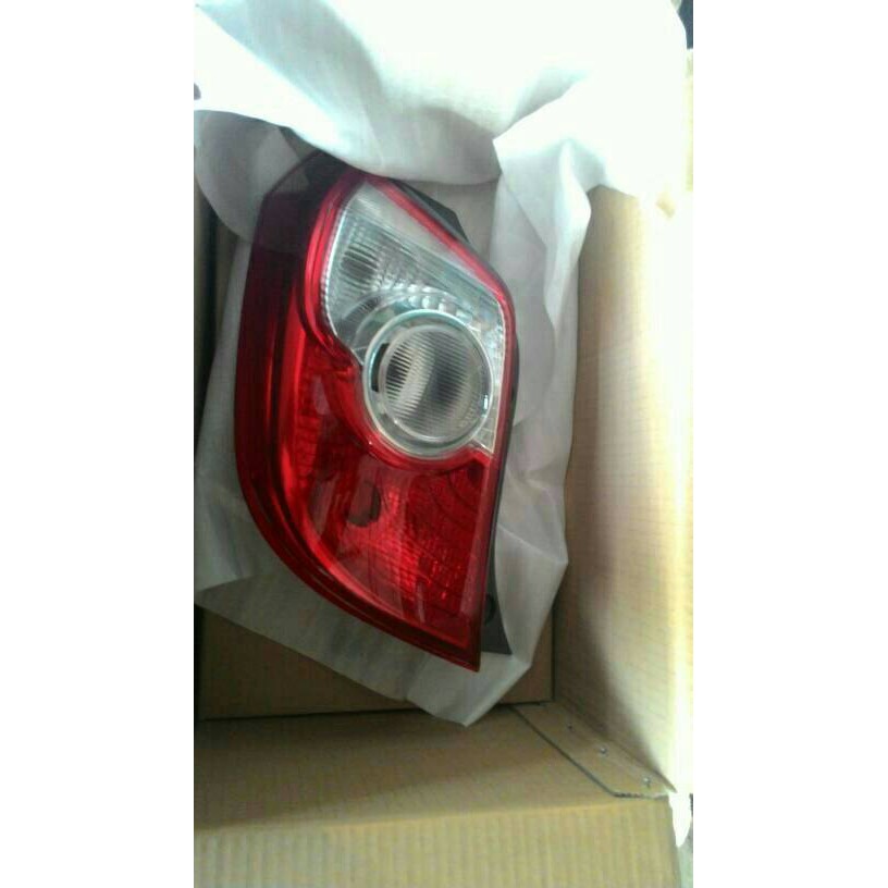 lampu stop belakang agya/ayla