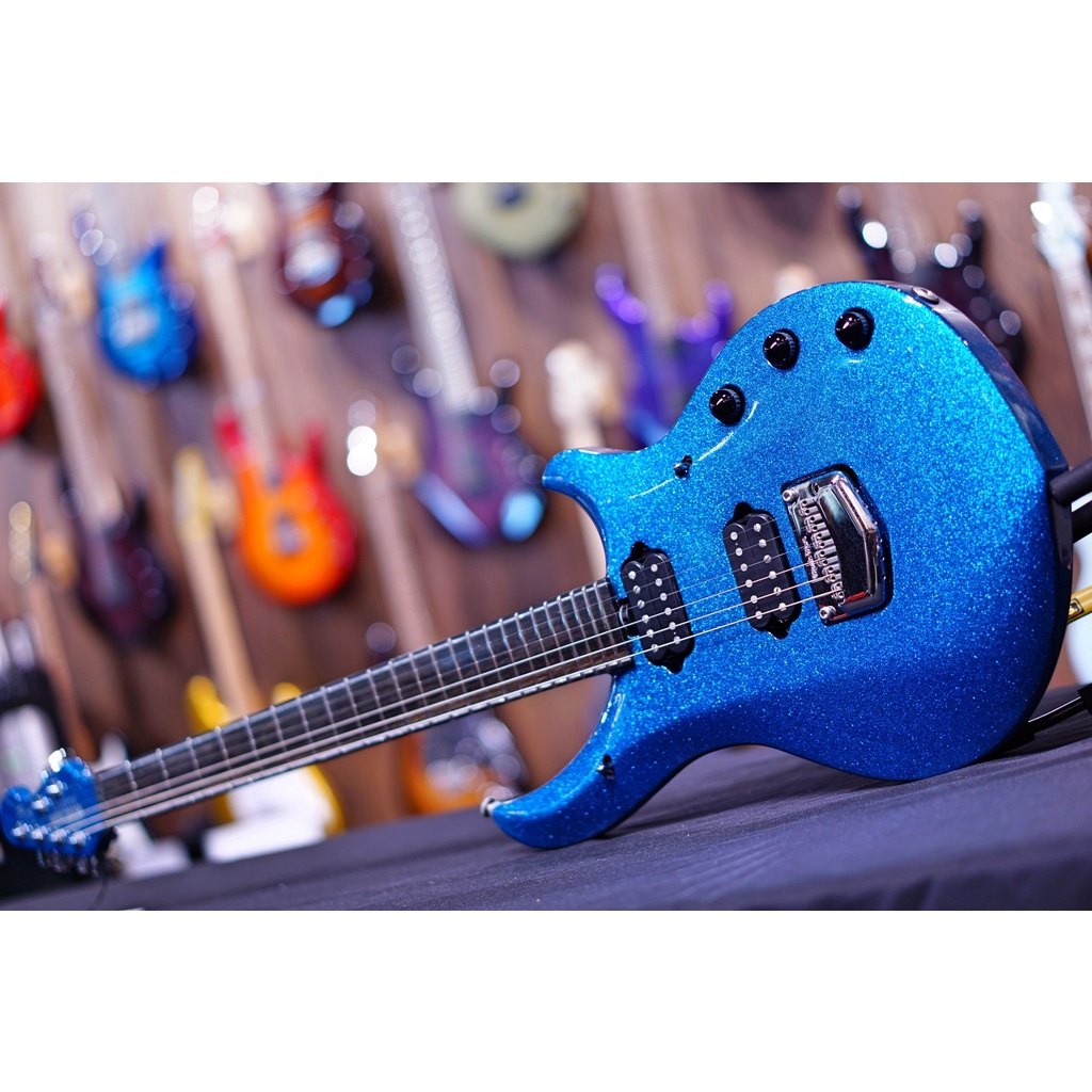 Music Man John Petrucci Majesty Bfr Marine Blue Sparkle M10760