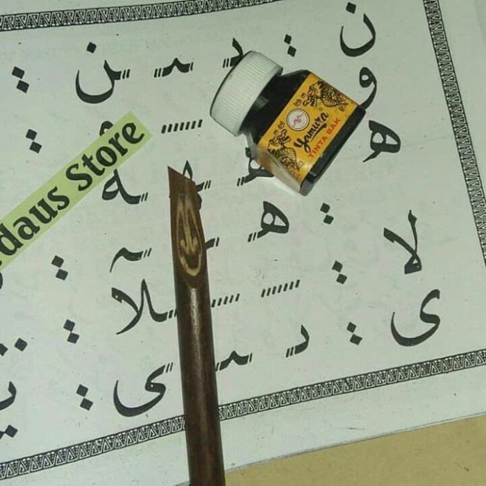 

(TERLARIS) Pena kaligrafi. calligrafhy pens. Handam kaligrafi. pulpen kaligrfi.