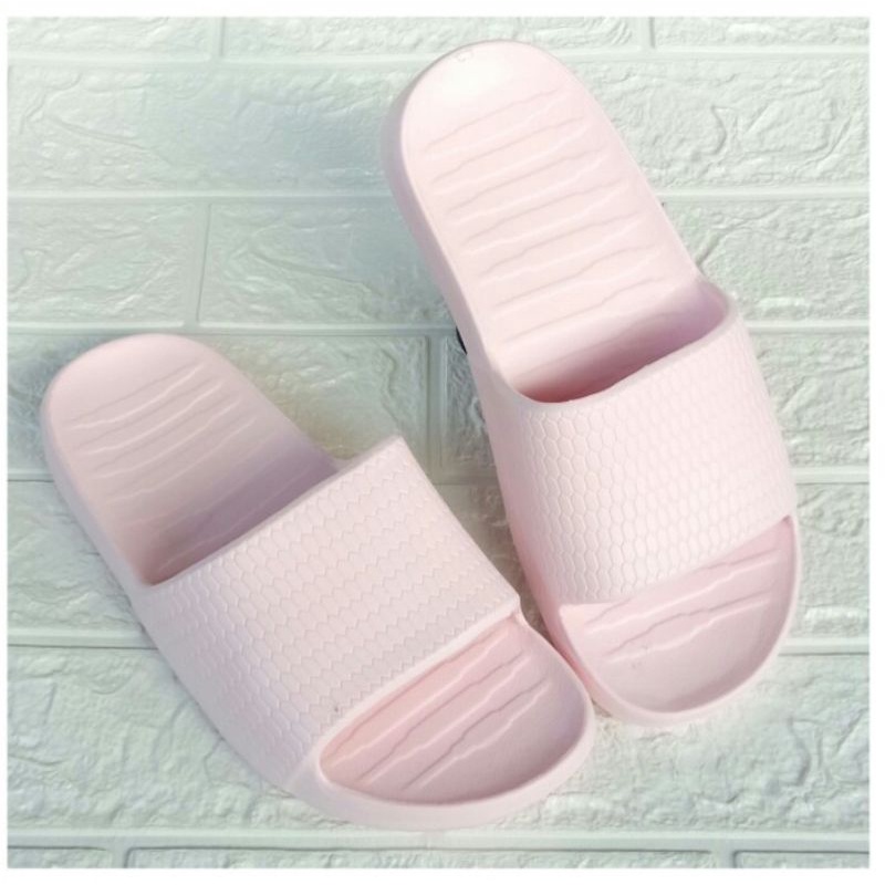 Sandal Rumah 36-40 Sendal Slop Kamar Mandi Wanita Lembut Model Miniso