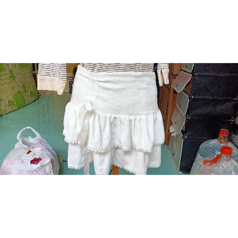 rok mini/ rok putih/ bludru/