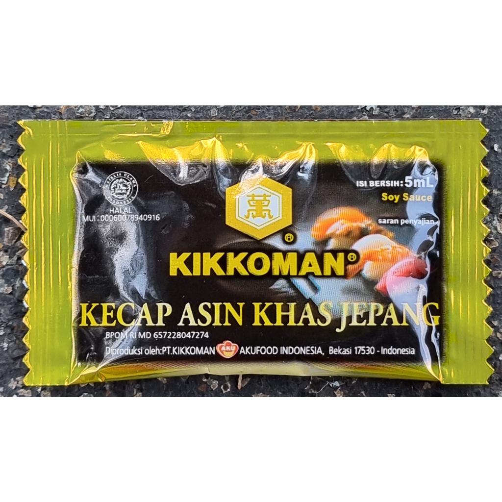 KIKKOMAN KECAP ASIN KHAS JEPANG SACHET 5ML HALAL SOY SAUCE JAPANESE SUSHI SASHIMI ISI 100 SACHET