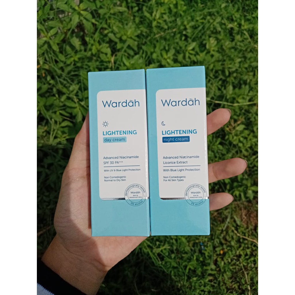 Wardah Krim Siang Dan Malam Tube Lightening Day Cream And Night Cream20 ml