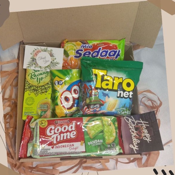 

HAMPERS SNACK BOX