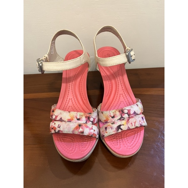 Preloved Crocs Flowery Pink Wedges