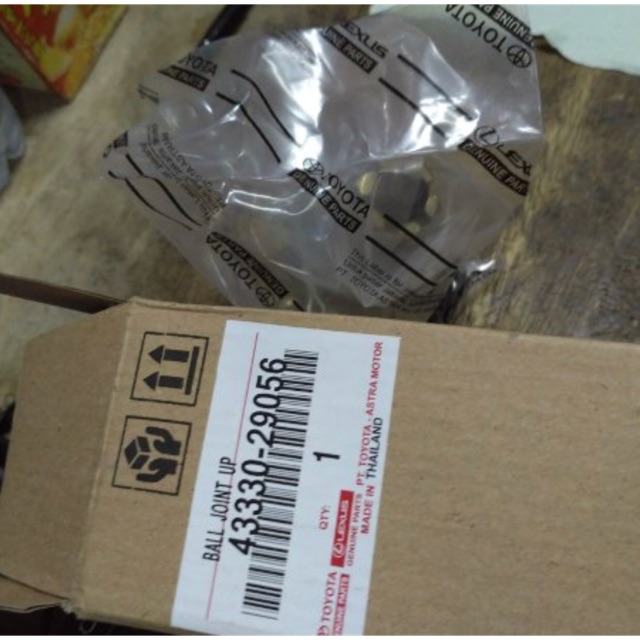 Ball joint atas up kijang super grand kapsul 5K 7K