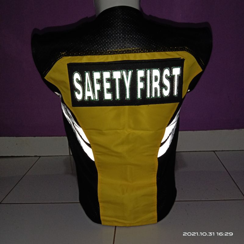 Rompi SAFETY FIRST,Rompi Proyek,Rompi Kerja lapangan