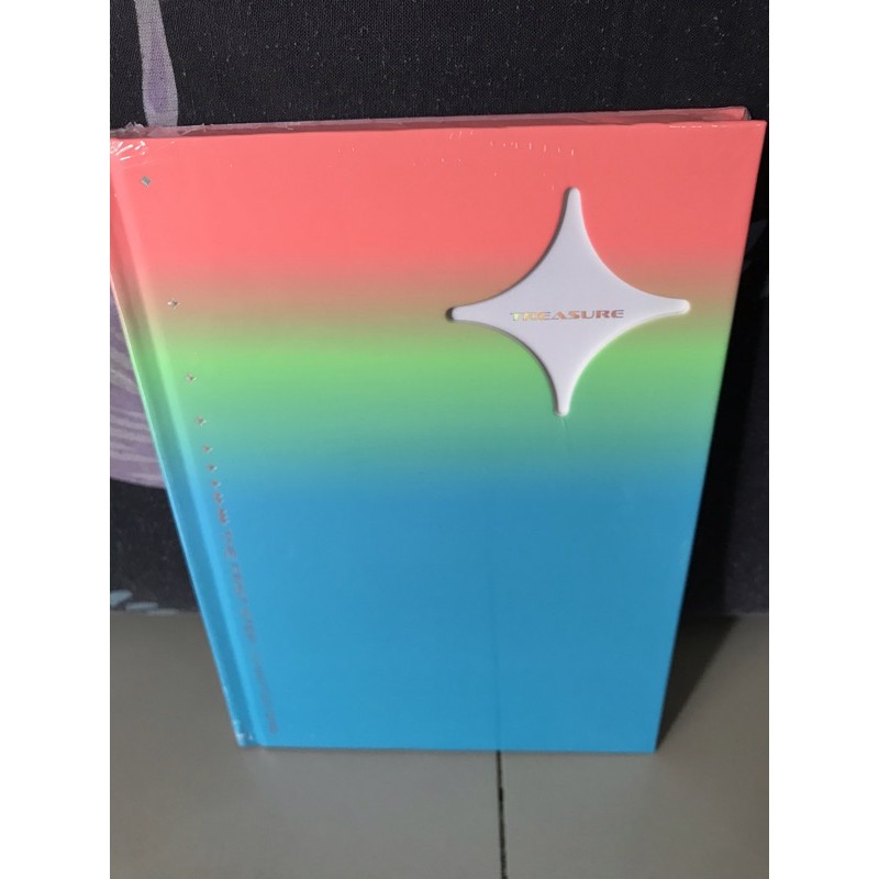 READY STOCK ALBUM TREASURE CHAPTER ONE