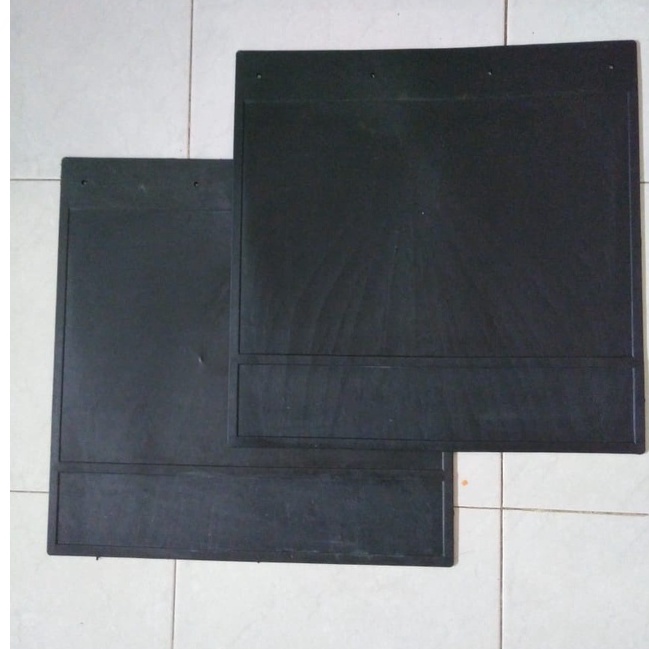 Karpet Lumpur Polos Truk  Universal uk.50x50cm sepasang 2pcs bahan Rubber Mudguard kuat cocok untuk double roda